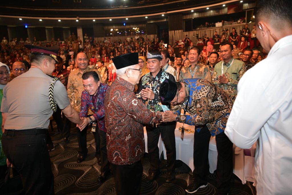 Provinsi Kepulauan Bangka Belitung Raih Dua Kategori Penghargaan pada Naker Award 2023