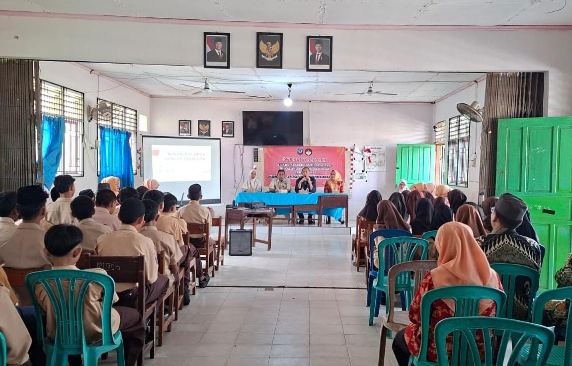 Bijak Bermedia Sosial Lewat Edukasi Sekolah, DWP Basel Berikan Pengertian Ini ke Siswa 