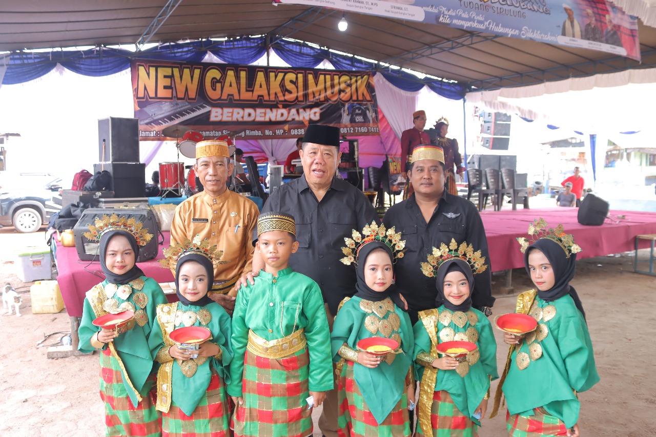 Hadiri Pesta Pantai Tudang Sipulung, Gubernur Hidayat Arsani Beri Apresiasi dan Ajak Lestarikan Tradisi