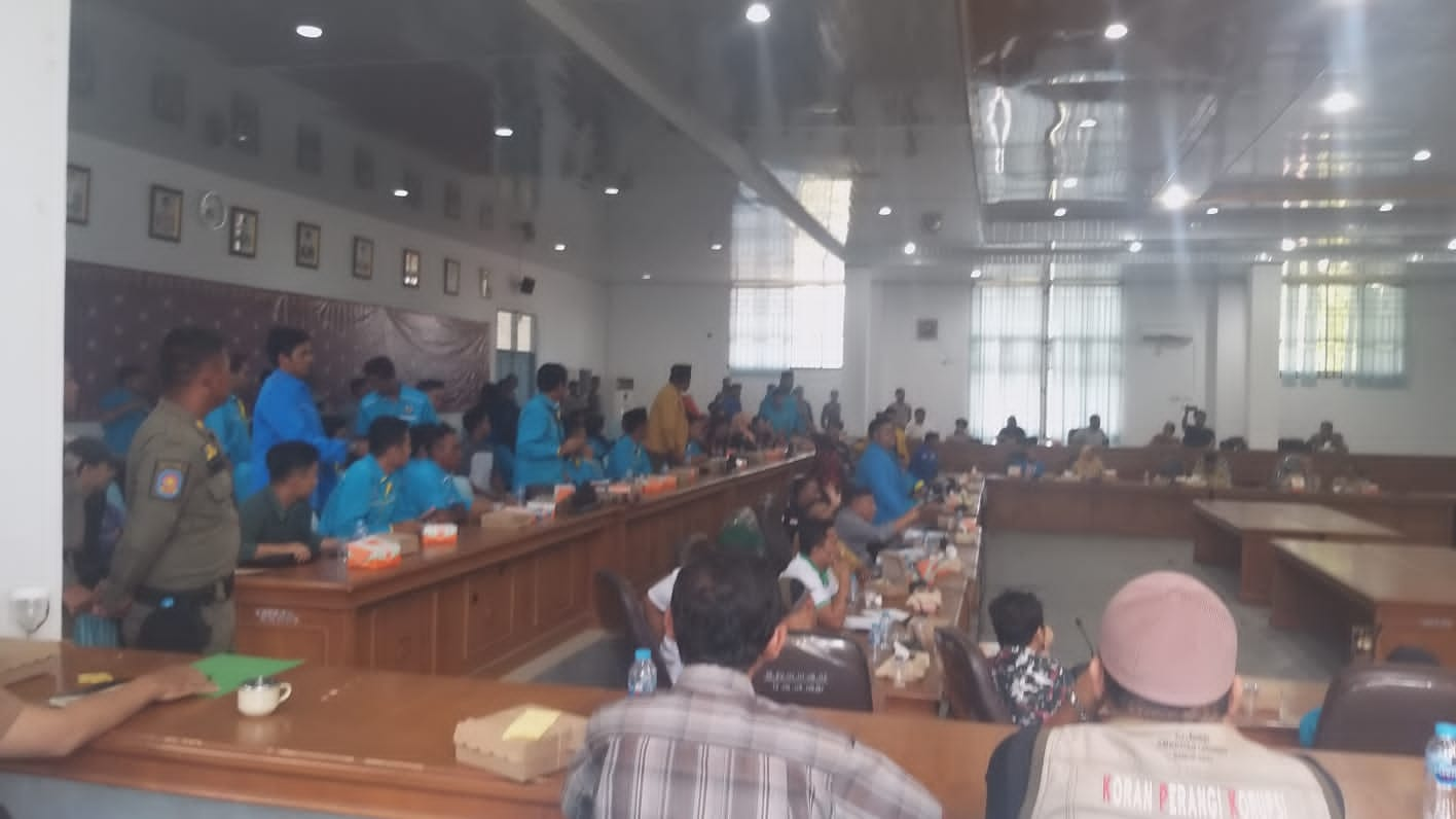 Gara-gara Corong dan Piring Sendok, RDP KNPI dengan DPRD Bangka Panas, Akhirnya...