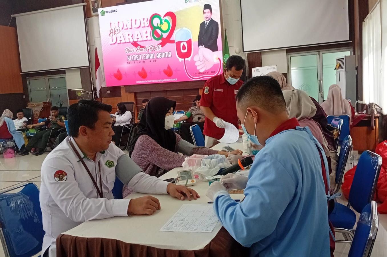 Kanwil Kemenag Babel Berdampak Dalam Aksi Donor Darah dan Berbagi di Panti Asuhan