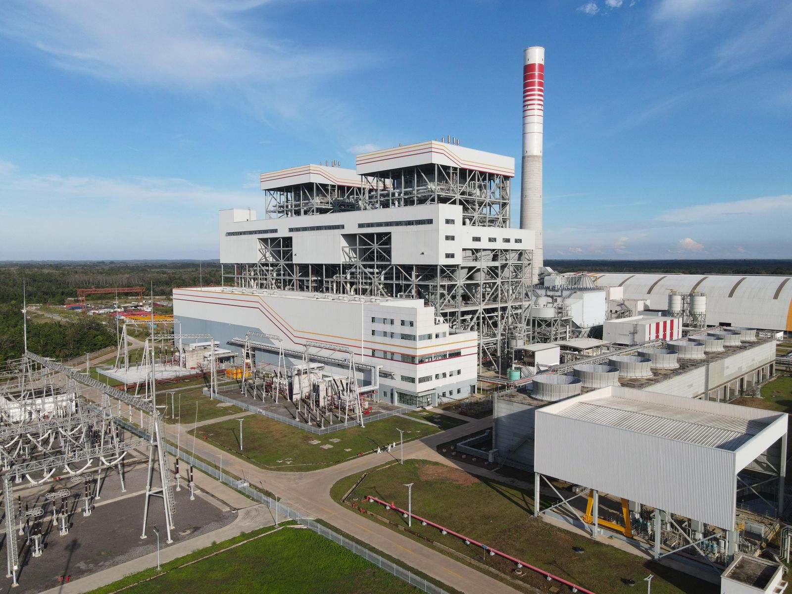 Perkuat Keandalan Listrik Sumsel, PLN Sukses Operasikan SUTET 275 kV PLTU Sumsel 1 - Betung