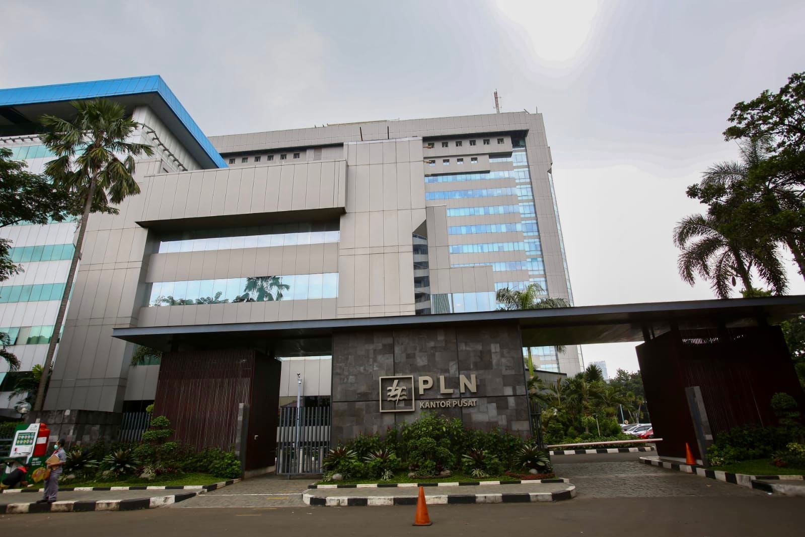 RUPSLB Tetapkan Suroso Isnandar sebagai Direktur Utama PLN