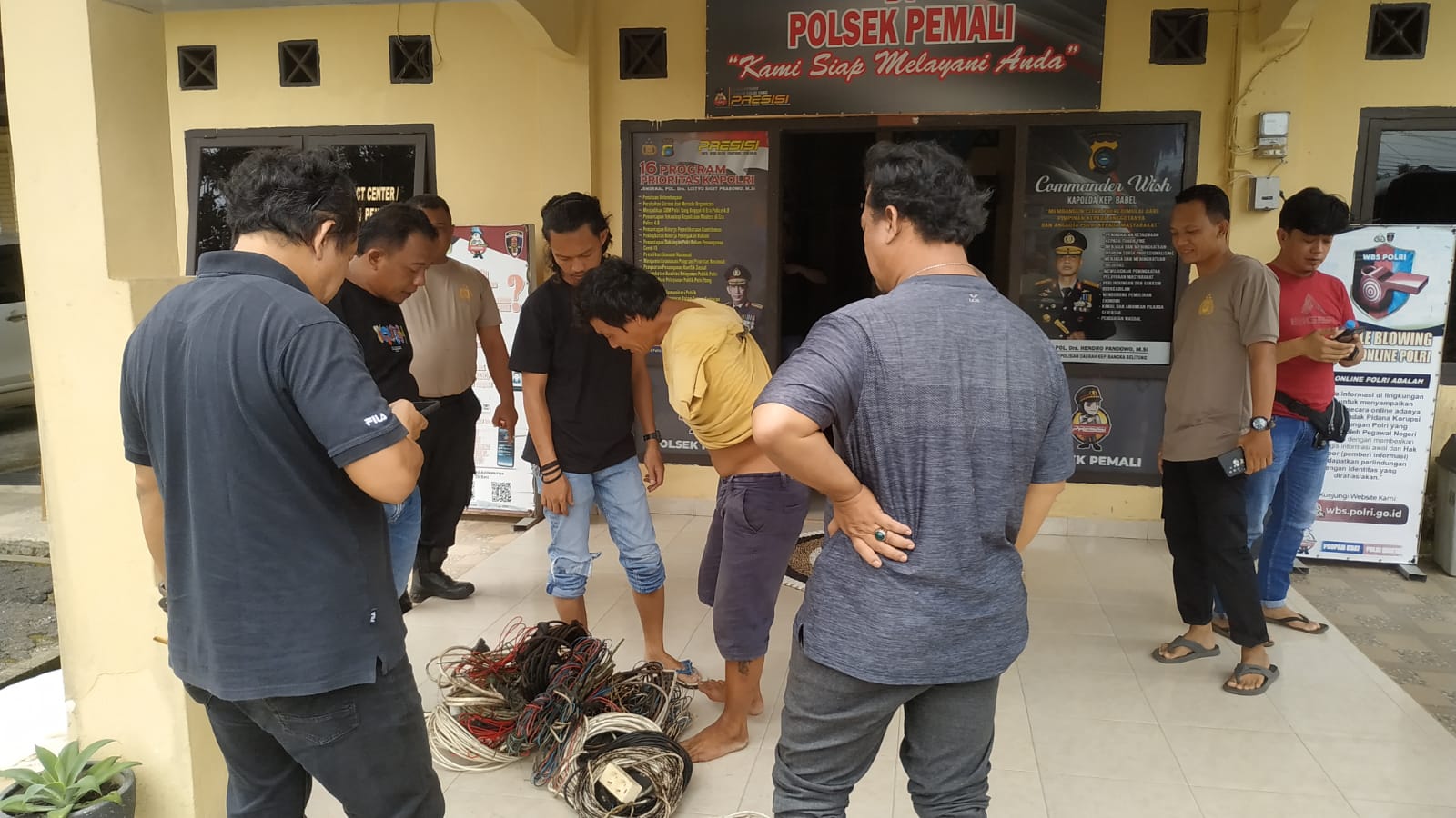 Curi Kabel di Kandang Babi, RD Diciduk Polisi