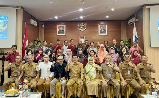 KORPRI Berikan Tali Asih ke Purnabakti 