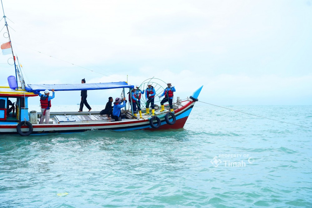 PT Timah Tenggelamkan Artificial Reef, Nelayan Tanjung Kubu Bangka Selatan Jadi Lebih Mudah Tangkap Ikan