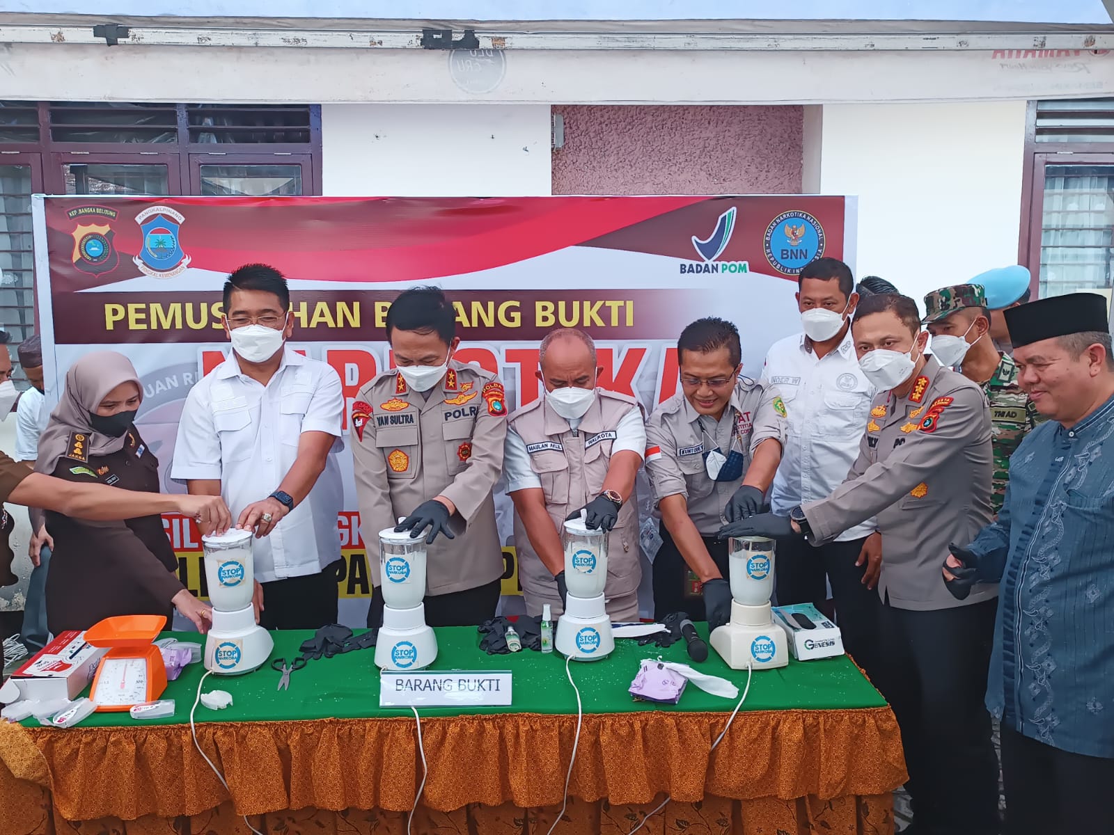 Kapolda, Kapolresta, Wali Kota, Kajari dan Ketua Pengadilan Negeri Blender Sabu Senilai Rp2 Miliar