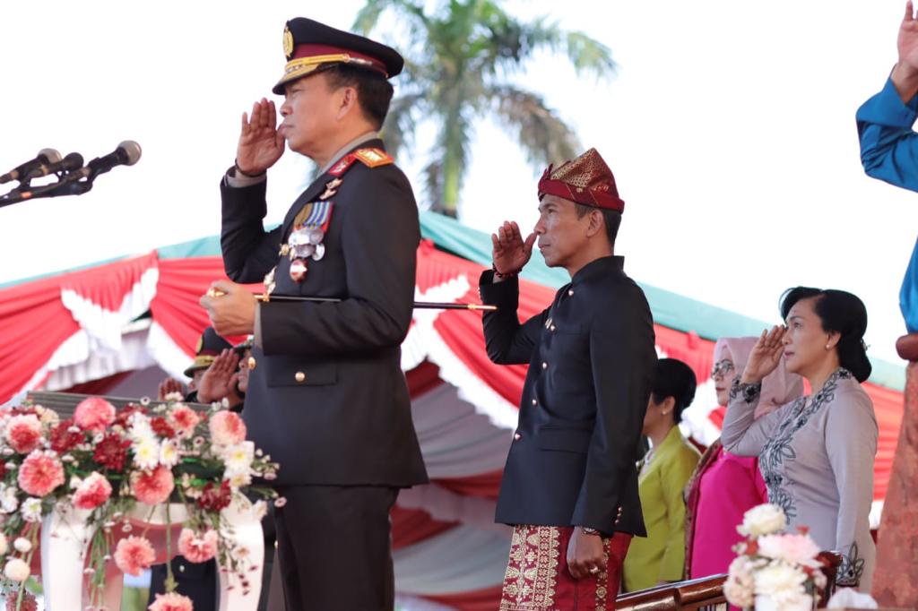 Upacara Penurunan Bendera Lengkapi Rangkaian Peringatan  HUT ke-78 RI