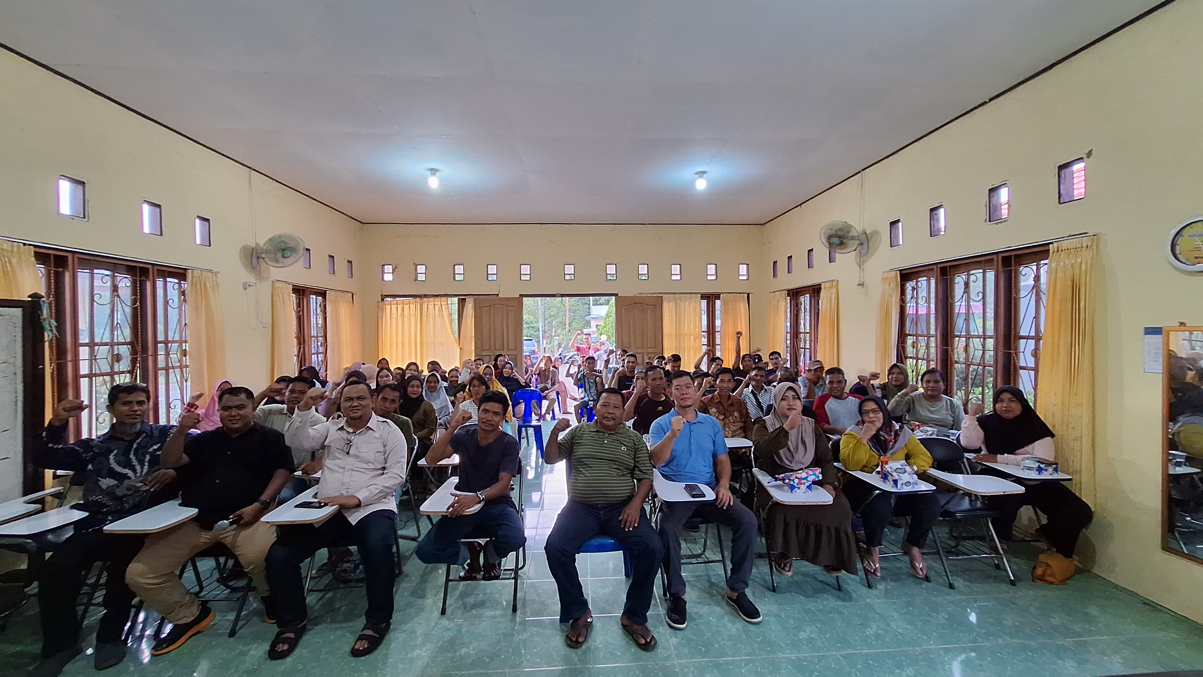 Keluh Kesah Nelayan Desa Burung Mandi ke Beliadi : Kapal Compreng Bikin Resah