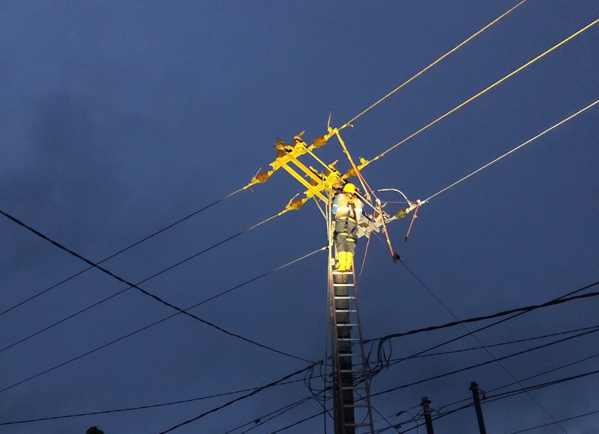 Selesaikan Gangguan TM dengan Cepat, PLN UP3 Belitung Optimis Berikan Layanan Lebih Baik di Tahun 2024