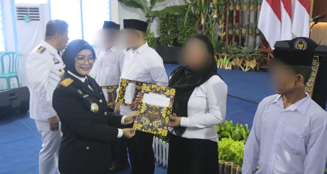 Kanwil Ditjenpas Babel Serahkan 1.806 Remisi Umum dan PMP, 40 Warga Binaan Langsung Bebas
