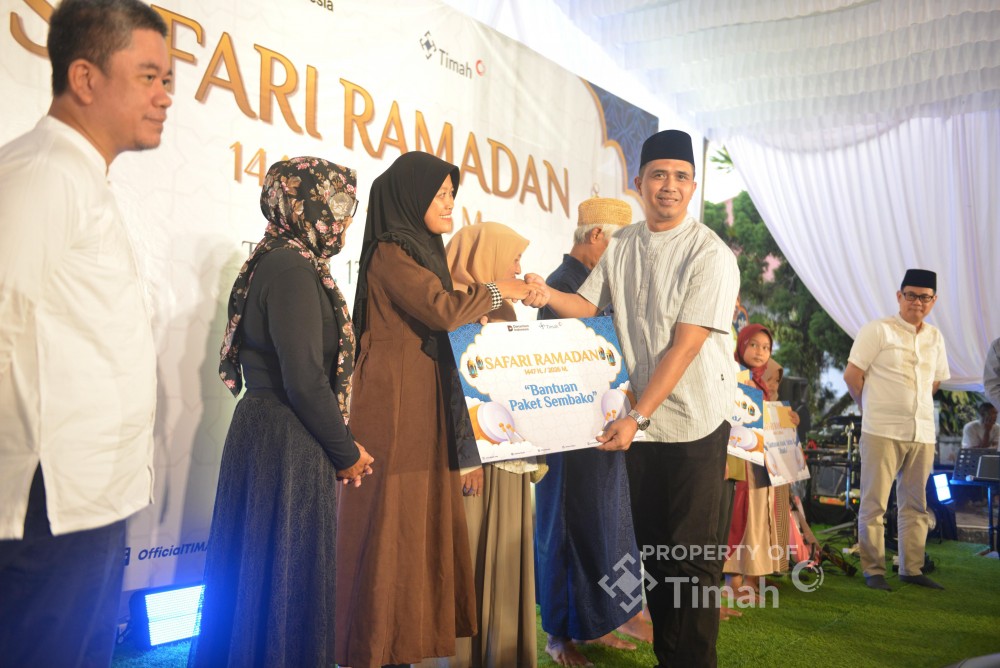 Sambut Idulfitri, PT Timah Serahkan Ratusan Paket Sembako di Bangka Selatan 