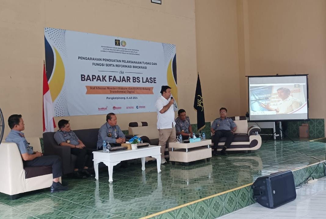 Stafsus Menkumham Fajar BS Lase Ajak Petugas Lapas Pangkalpinang Tingkatkan Budaya Kerjasama 