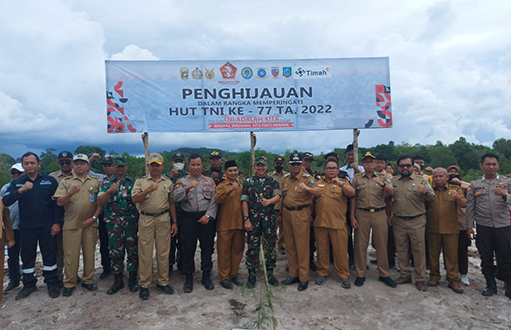 Kampong Reklamasi Selinsing PT Timah Tbk Jadi Lokasi Gerakan Penghijauan dan Penebaran Bibit Ikan