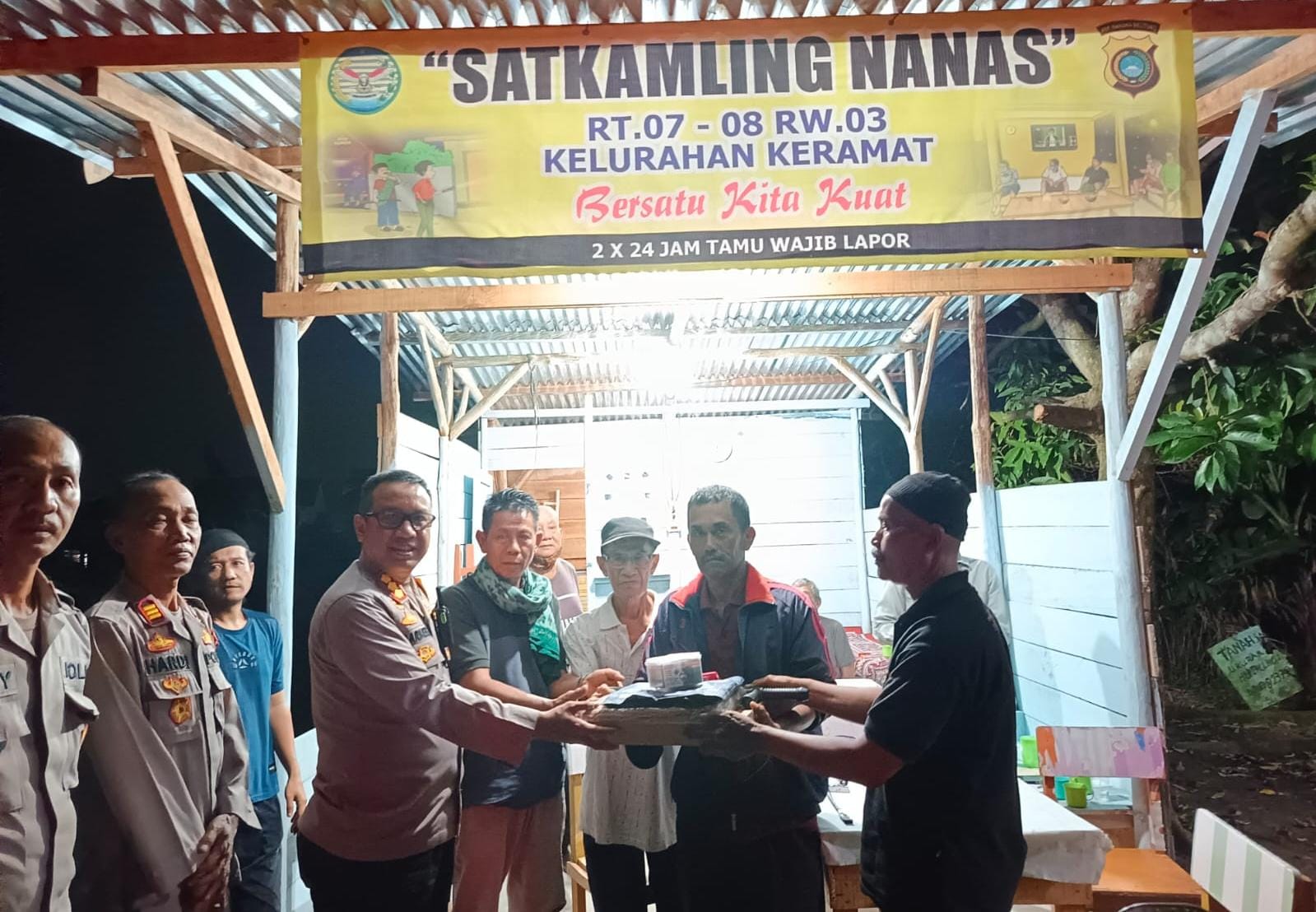 Kunjungi Pos Kamling, Kapolresta Kombes Pol Max Ajak Masyarakat Berkolaborasi Jaga Harkamtibmas