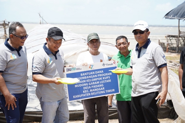 PT Timah Tbk Dorong Peningkatan Produksi Garam Kube Garam Lestari Belitung Timur