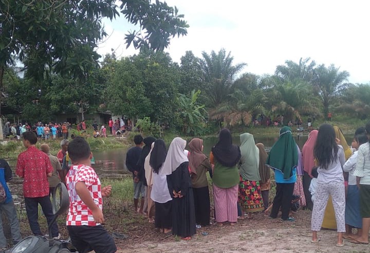 Breaking News! Anak Lima Tahun di Bukit Layang Diterkam Buaya