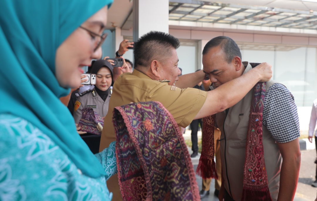 Gubernur Hidayat Arsani Sambut Kapolda Babel yang Baru di Bumi Serumpun Sebalai