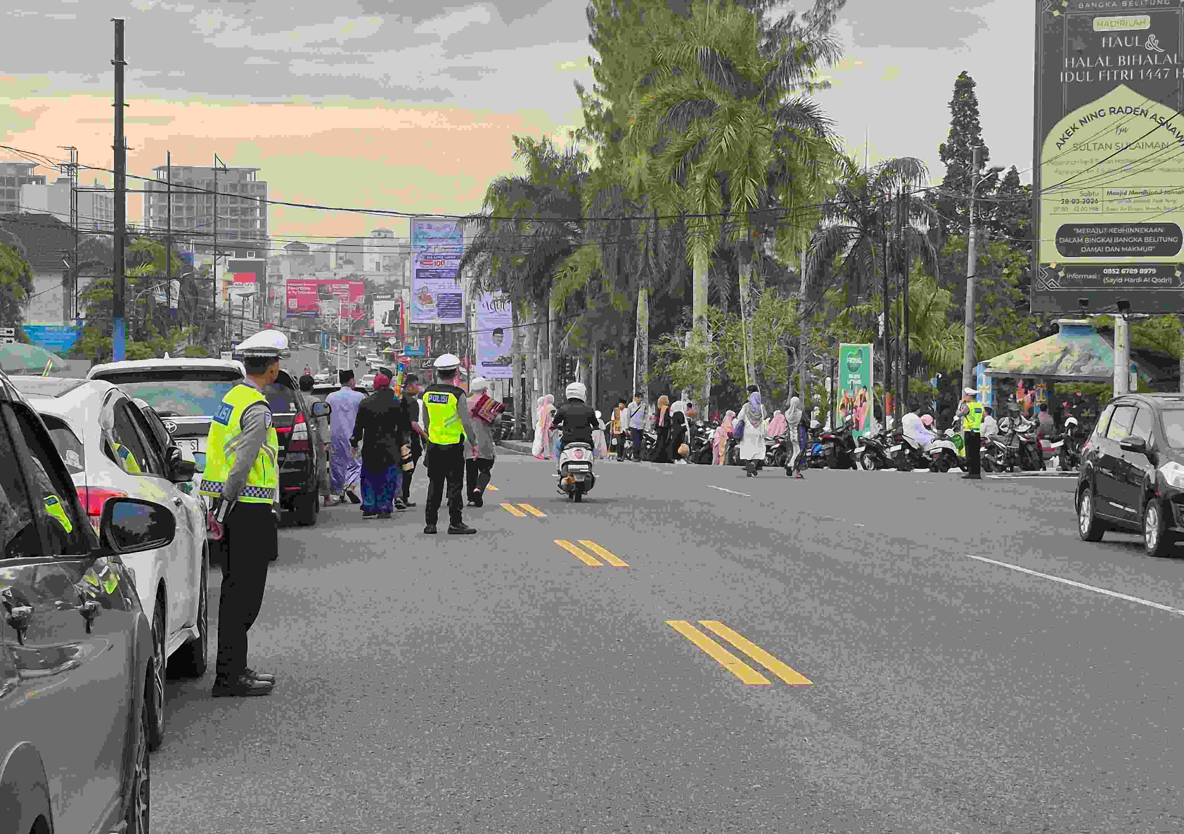 Kawal Salat Id, Satlantas Polresta Pangkalpinang Pastikan Arus Lalu Lintas Tetap Lancar