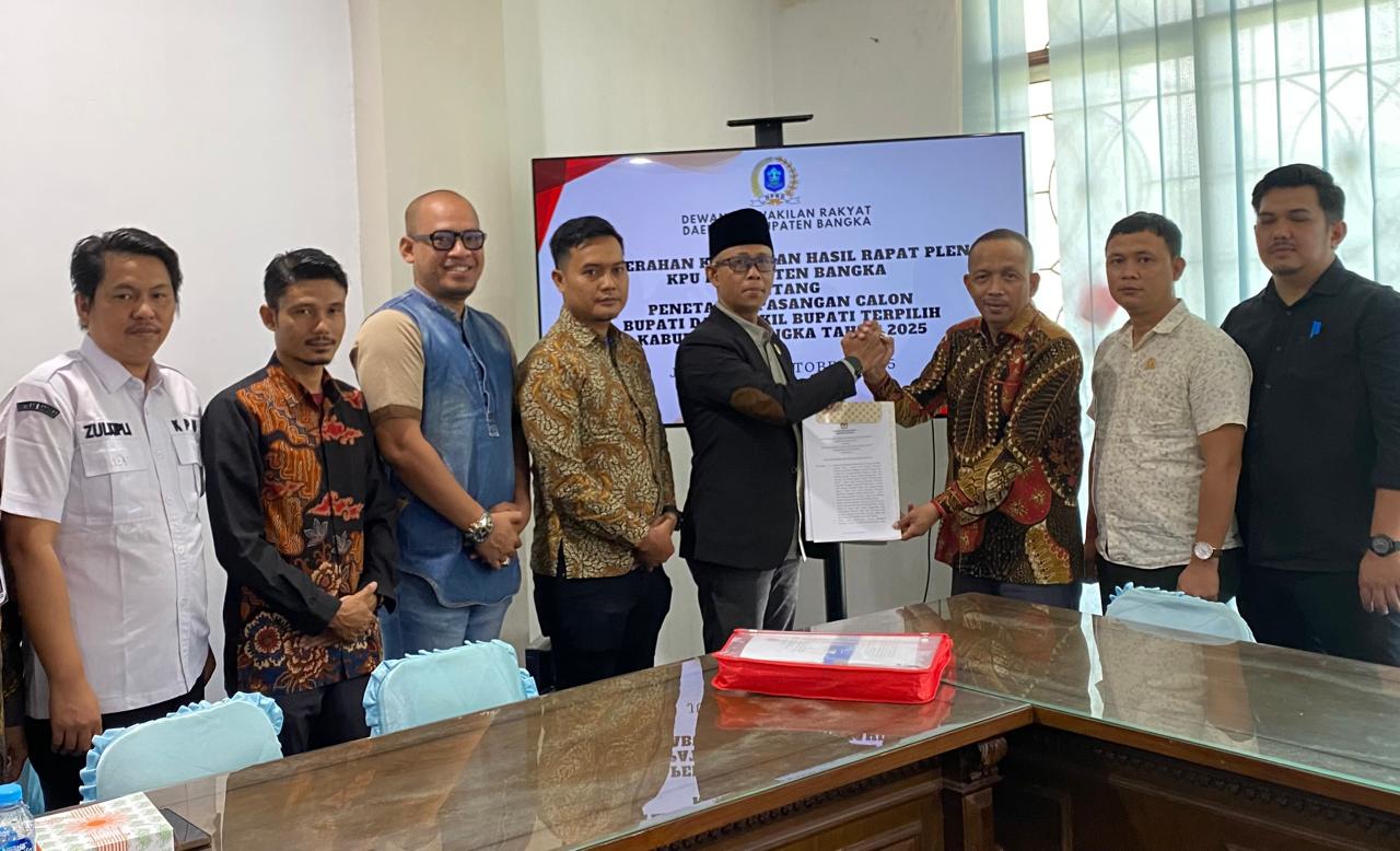 DPRD Bangka Terima SK Penetapan Bupati dan Wabup Bangka Terpilih dari KPU Bangka 