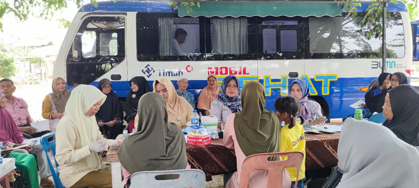 Mobil Sehat PT Timah Tbk Berikan Pelayanan Kesehatan kepada Masyarakat di Kabupaten Karimun