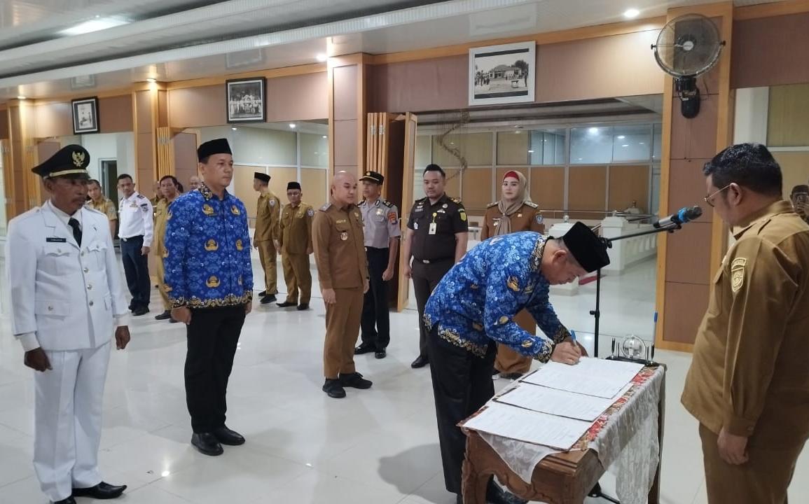 Riza Herdavid Lantik Dua Sekdin dan Camat, Ia Tekankan Ini 