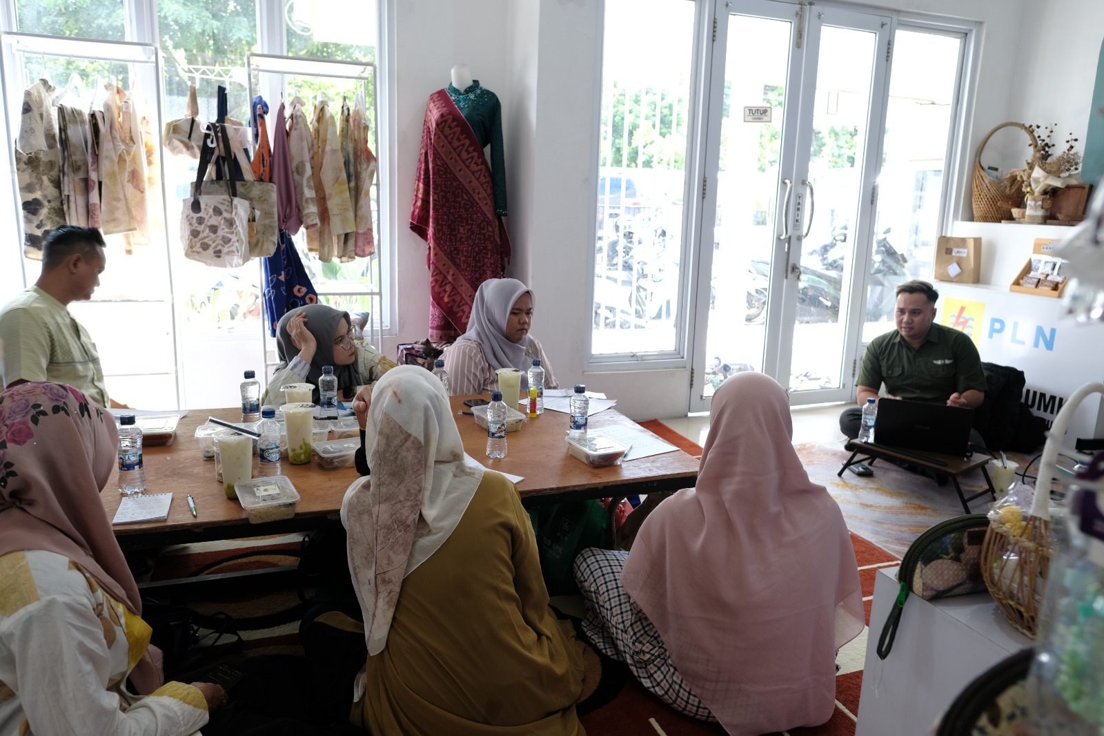 UMKM Babel Go Digital! Hub UMK PLN UIW Babel Gandeng Grab Indonesia Lewat Boosting Series 2