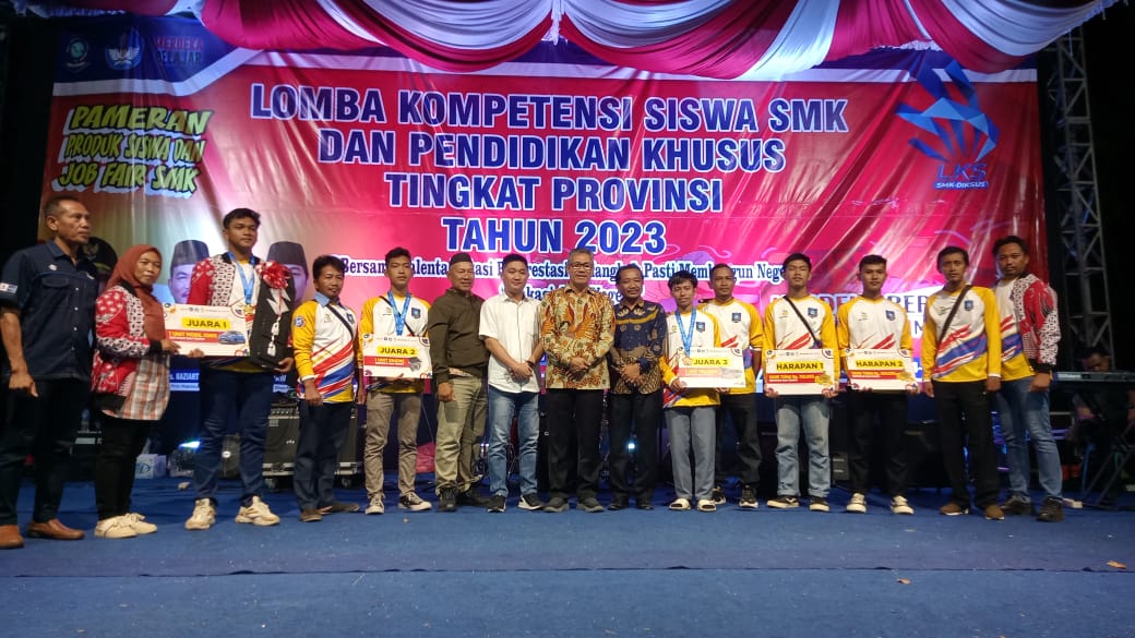 Resmi Ditutup, Siswa SMKN 1 Manggar Juarai LKS SMK 2023