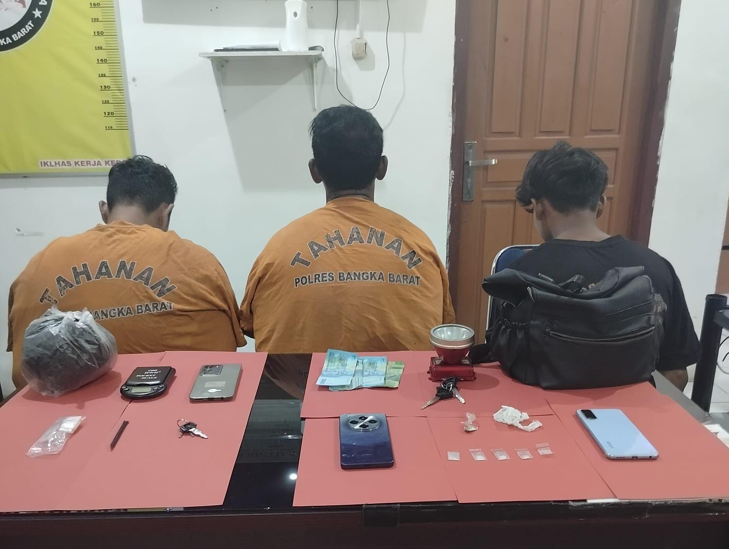 Gawat! Dua Pelajar Di Mentok Nyambi Edarkan Sabu