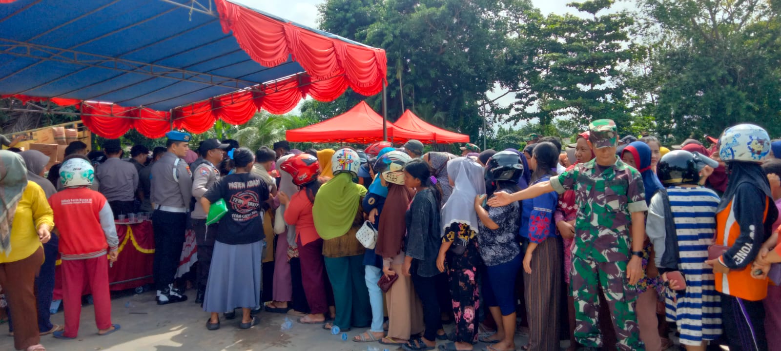 Operasi Pasar Murah, Antusias Masyarakat Membludak, 8 Ton Beras Ludes