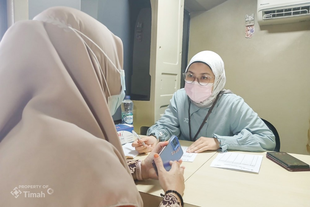 Berobat Jadi Lebih Dekat, Ratusan Warga Mentok Datangi Mobil Sehat PT Timah Tbk