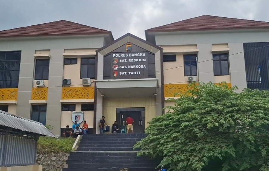 Breaking News, 8 Tahanan Polres Bangka Kabur, Pagar Sel Digergaji