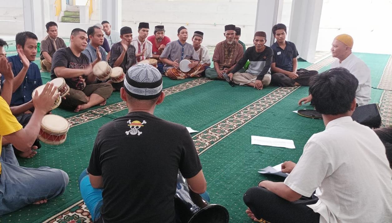 Mantapkan Program Masuk Napi, Keluar Santri, Lapas Pangkalpinang Gelar Latihan Marawis