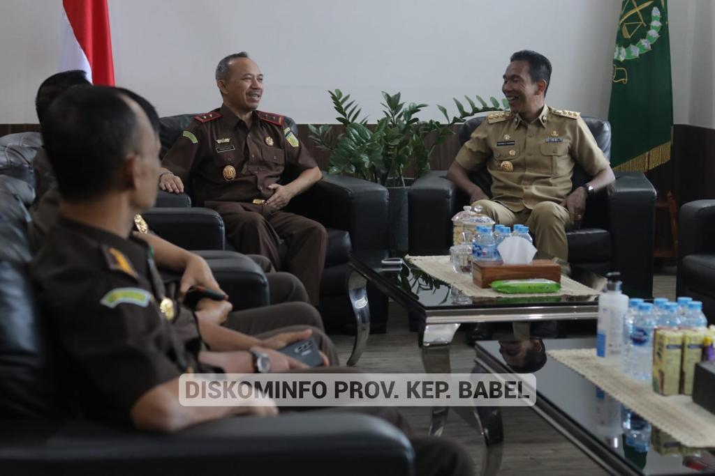 Silaturahmi ke Kejati Kep Babel, Pj Gubernur Kep. Babel: Kami Siap Berkoordinasi 