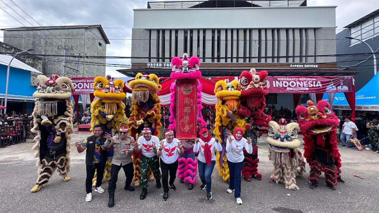 Fobi Basel Ramaikan Karnaval, 8 Barongsai Atraksi di Depan Panggung Kehormatan