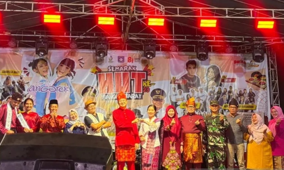 Bangka Barat Luncurkan Pakaian Adat Daerah
