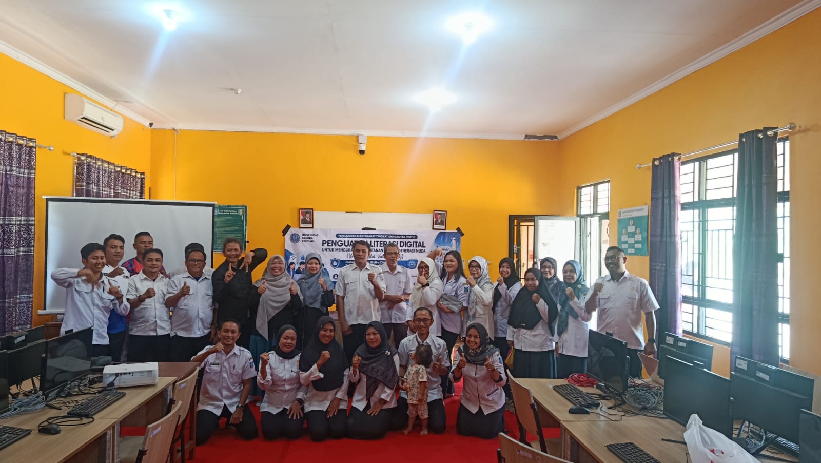 34 Guru SMAN 1 Damar Dilatih Manfaatkan AI untuk Susun Modul dan Bahan Ajar