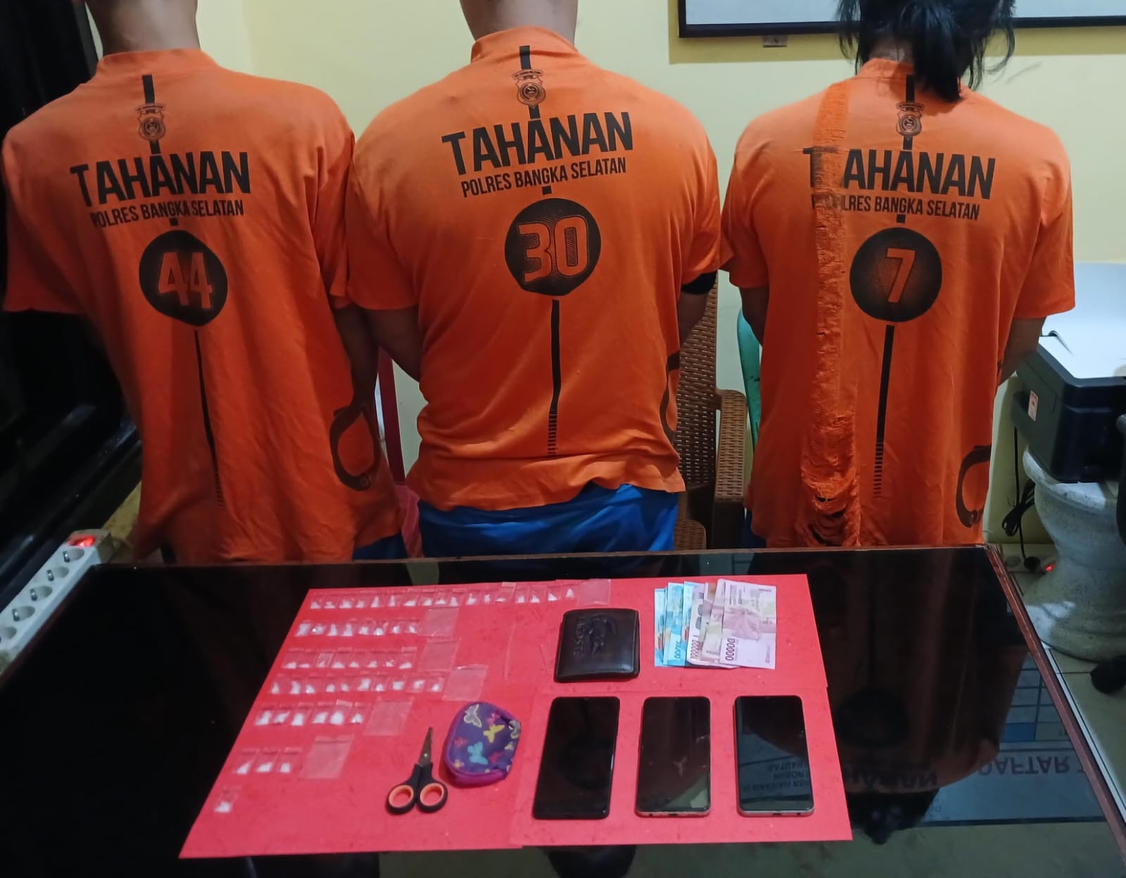 Tiga Warga Rajik Diamankan Satnarkoba Polres Basel, Satu Tersangka Mantan Residivis 