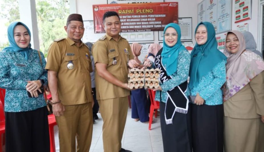 PJ Ketua TP PKK Pangkalpinang Sweeping Imunisasi Polio Dosis 2