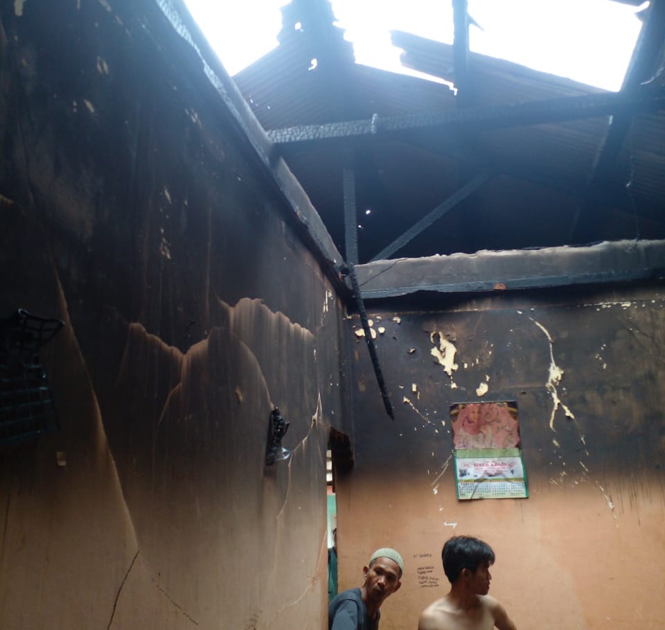 Rumah Terbakar di Cengkongabang, Kerugian Capai Rp100 Juta 