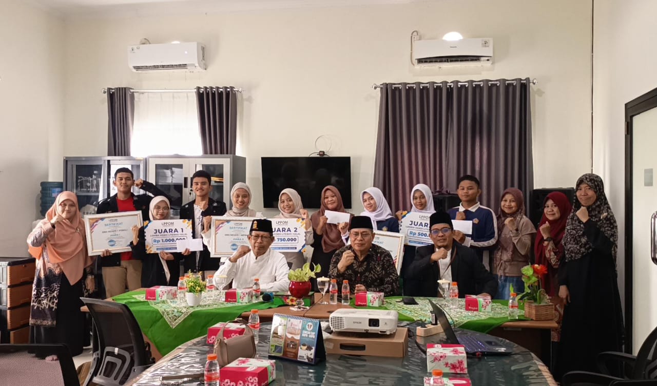 SMAN 1 Pemali Jawara Dalam Lomba Video Literasi Halal LPPOM Babel Tahun 2025