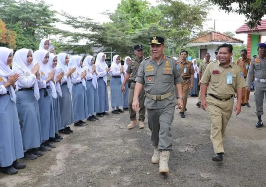 Gubernur Hidayat Ingatkan Guru di Pangkalpinang Jangan Ikut-ikutan Berpolitik