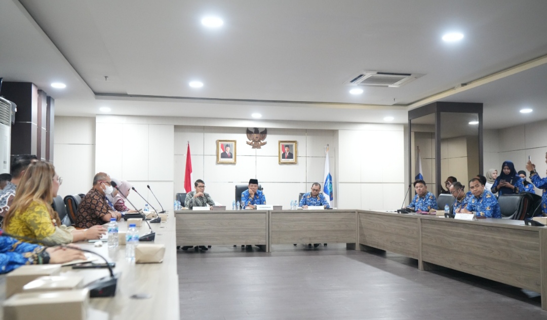 Gubernur Hidayat Arsani Tegaskan Distribusi BBM Harus Transparan dan Bebas Monopoli Perbankan