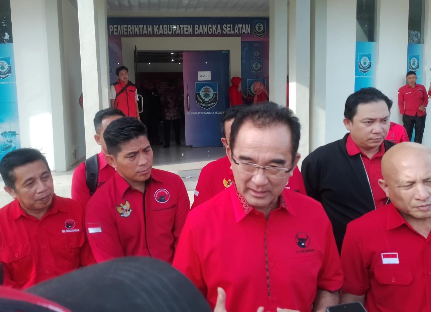 Rudianto Tjen Instruksikan ini Saat Menghadiri Musancab dan Pendidikan Politik di Basel 