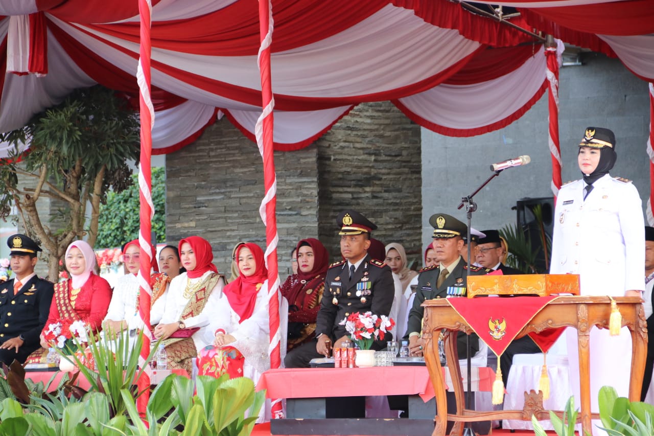 Pengibaran Bendera Merah Putih HUT ke 79 RI, Wabup Debby Ucapkan Ini 