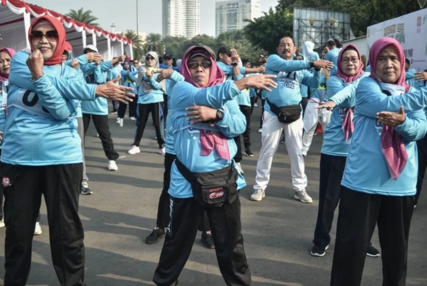 4 Kebiasaan Hidup Sehat yang Perlu Dijalankan Saat Usia Paruh Baya