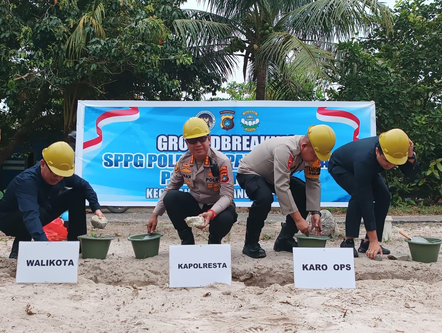 Polresta Pangkalpinang Letakkan Batu Pertama Pembangunan SPPG di Kecamatan Rangkui