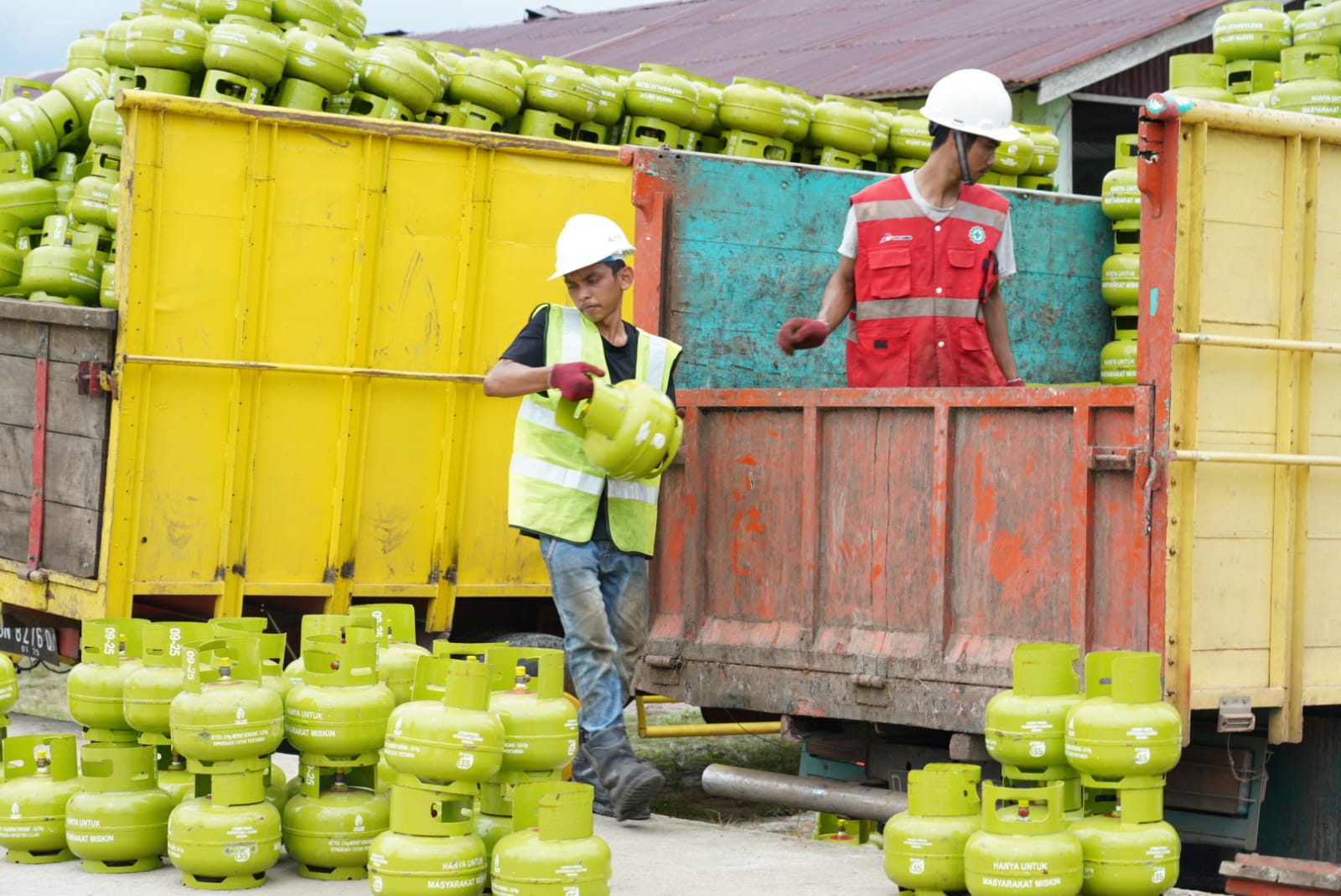 Pastikan Ketersediaan LPG bagi Masyarakat Pedesaan, Pertamina sudah Jalankan 20 Ribu Program OVOO di Sumbagsel