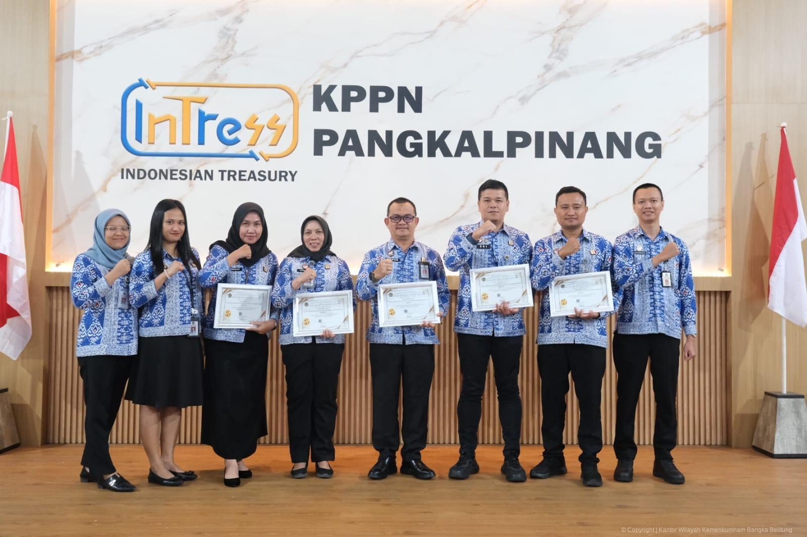 Kanwil Kemenkum Babel Terima 5 Penghargaan Capaian IKPA Terbaik dari KPPN Pangkalpinang