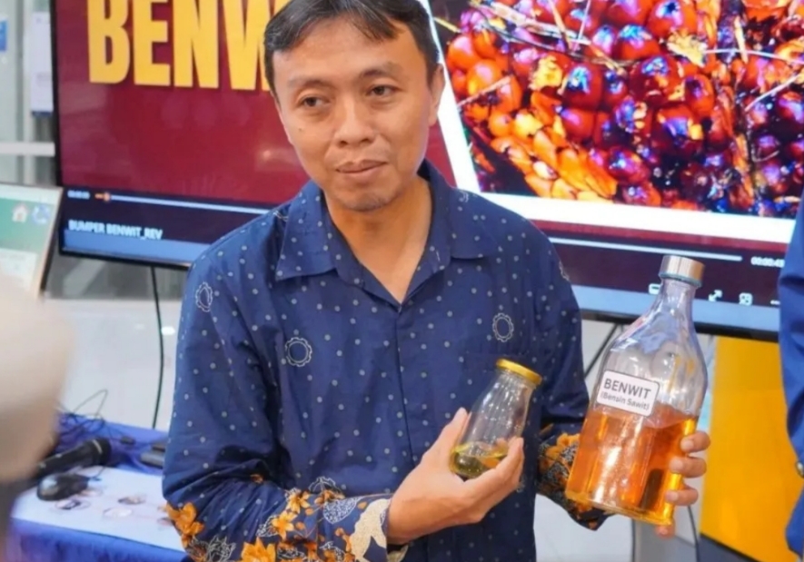 Menyalakan Negeri dari sawit